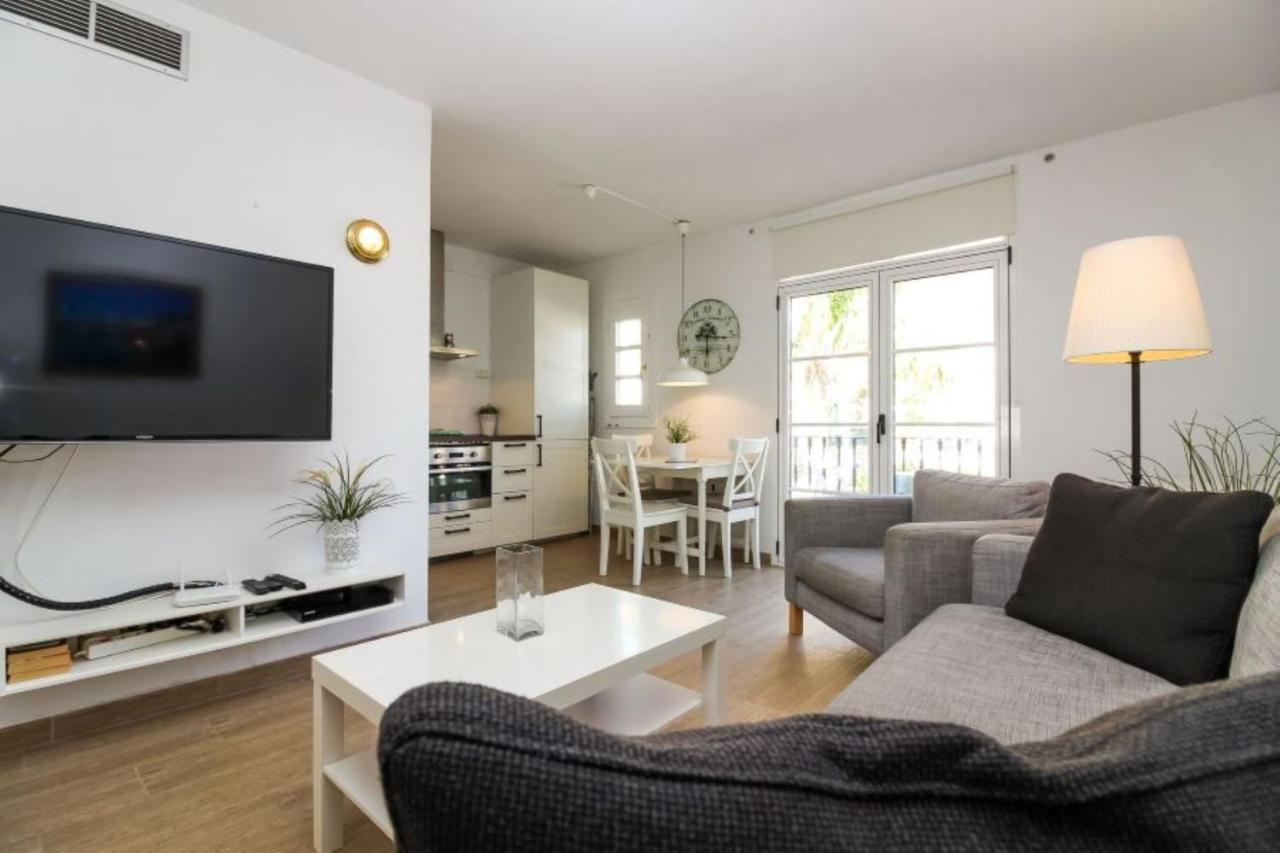 Apartment Harbour 374 With Private Roof Terrace In *